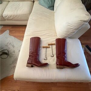 70’s Vintage boots. Rich Brown Heeled Boots